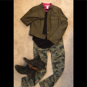 Diane Von Furstenburg Jacket, size 8